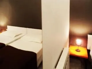 La Isla Hostal Barcelona 2*,