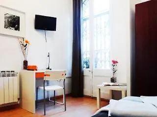 Guest house La Isla Hostal Barcelona