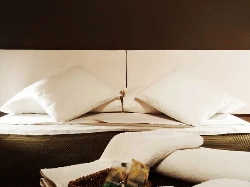 La Isla Hostal Barcelona Guest house