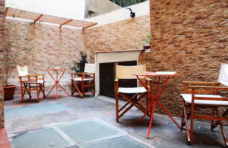 La Isla Hostal Barcelona Spain