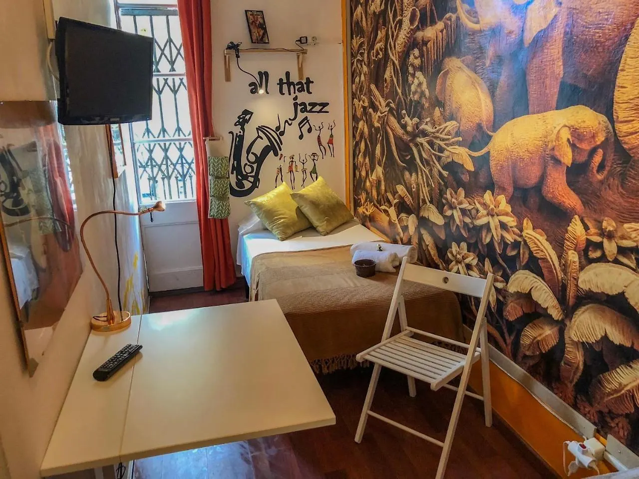 La Isla Hostal Barcelona Spain